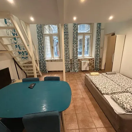 Feel Like In The Center Up To 5 Guests Διαμέρισμα *